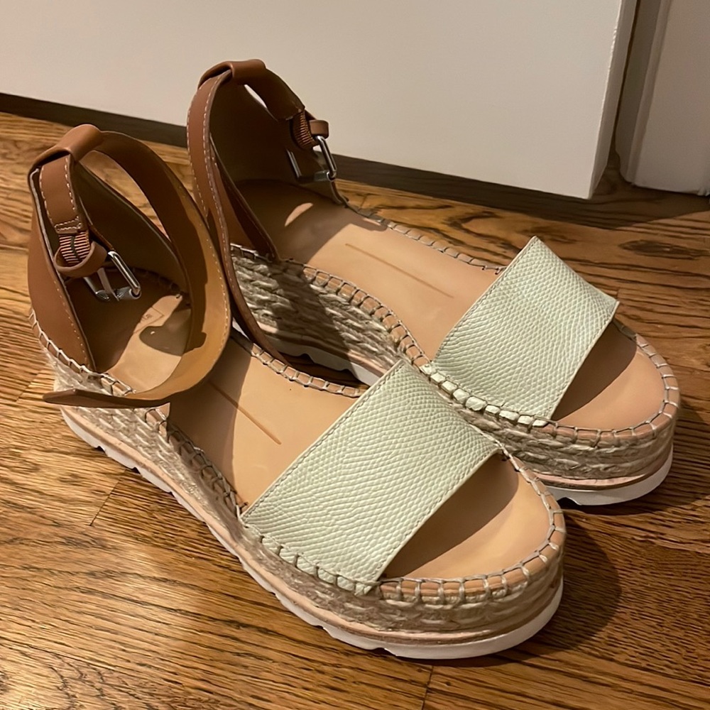 Platform sandal
